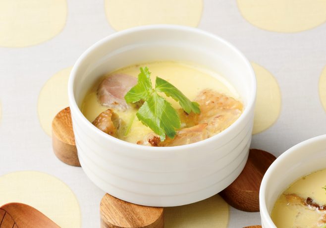 鶏の炭火焼きの簡単茶わん蒸し